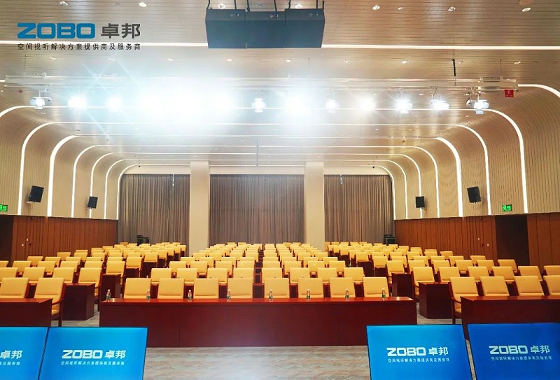 大型會議室水蜜桃黄色视频設備如何配置