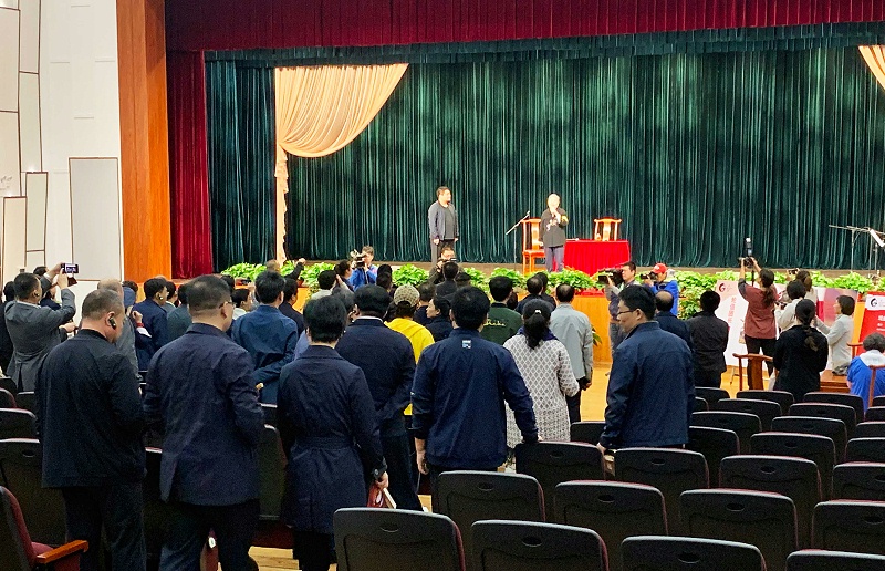 決定水蜜桃黄色视频設備音質好壞的主要因素